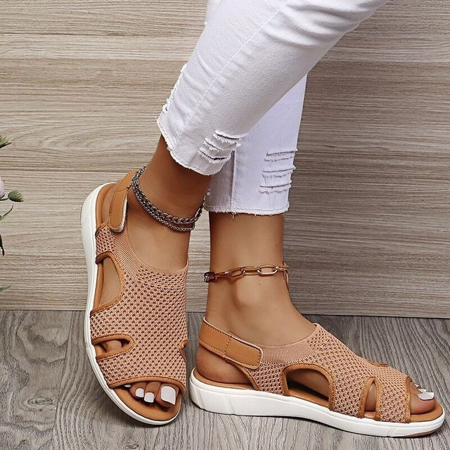 Orthopedic sandals for springy steps & healthy feet | Lenzy