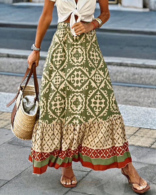 Boho chic maxi skirt for women with a flowing design, perfect for stylish summer days.






