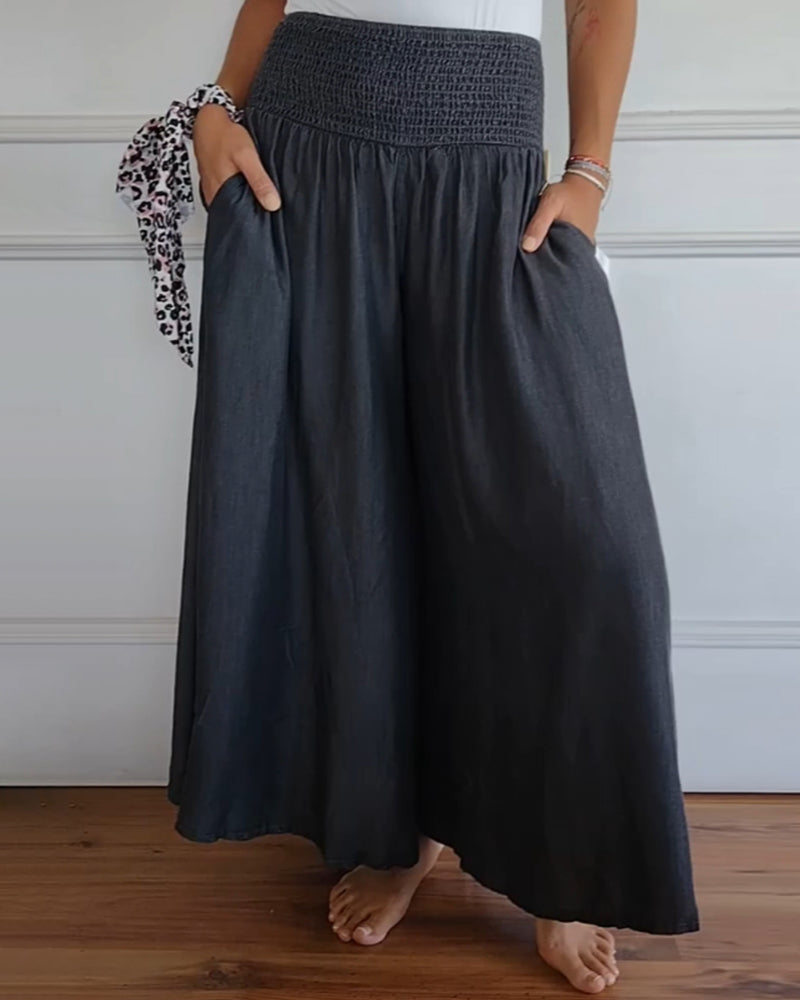 Women's breezy beach pants with lightweight, breathable fabric, perfect for summer outings and casual elegance.