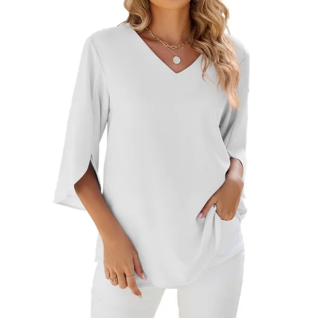 Casual blouse for women with breathable fabric and versatile design, perfect for summer days.