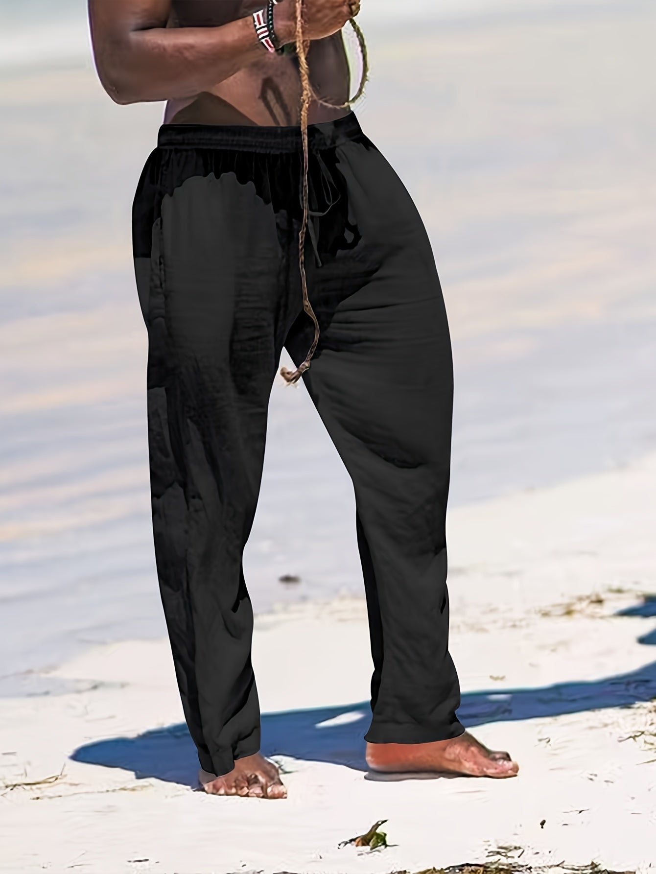 Casual linen pants for men, ideal for summer days with breathable fabric and a relaxed fit for comfort.






