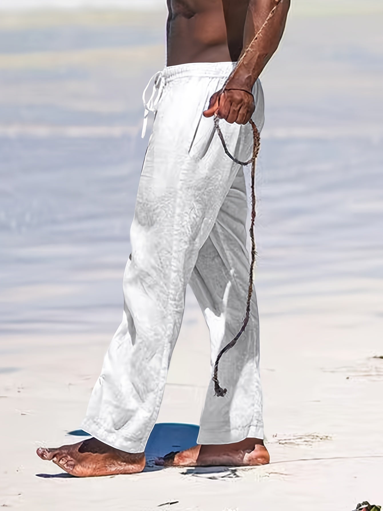 Casual linen pants for men, ideal for summer days with breathable fabric and a relaxed fit for comfort.






