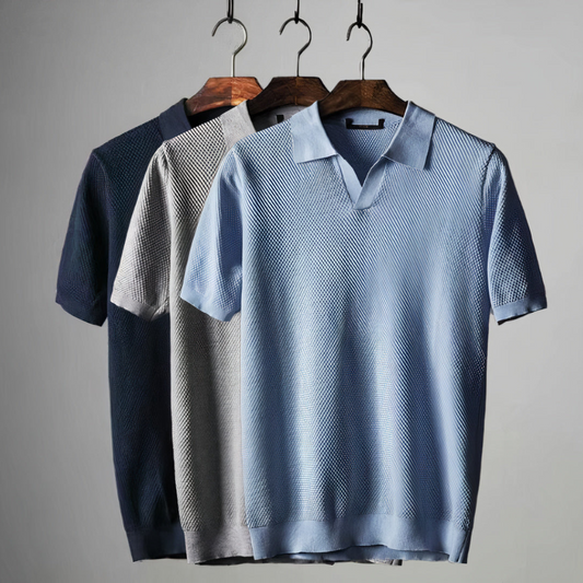 Casual men's polo shirt made from breathable fabric, designed for comfort and versatility, perfect for summer days.






