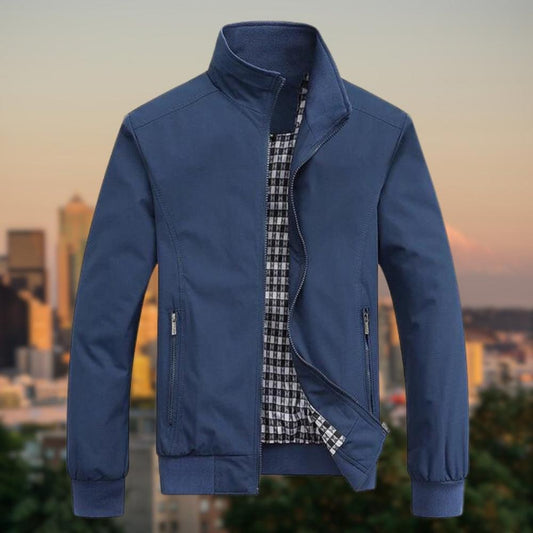 Men's casual summer jacket with lightweight, breathable fabric, perfect for warm weather and versatile styling.