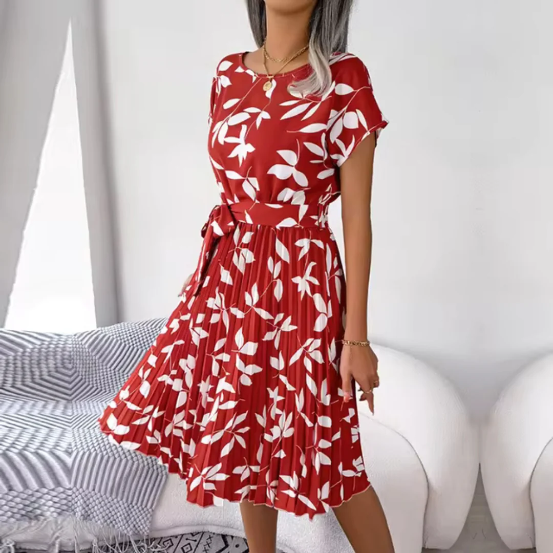 Elegant Floral Summer Dress with a flattering fit and lightweight fabric, perfect for warm weather and casual summer gatherings.






