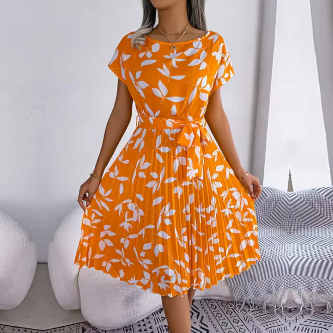 Elegant Floral Summer Dress with a flattering fit and lightweight fabric, perfect for warm weather and casual summer gatherings.






