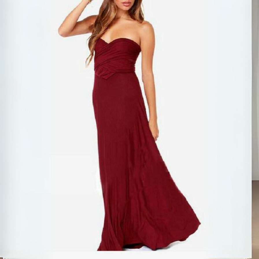 An elegant long bridesmaid dress with a flowing silhouette, perfect for weddings and summer celebrations.






