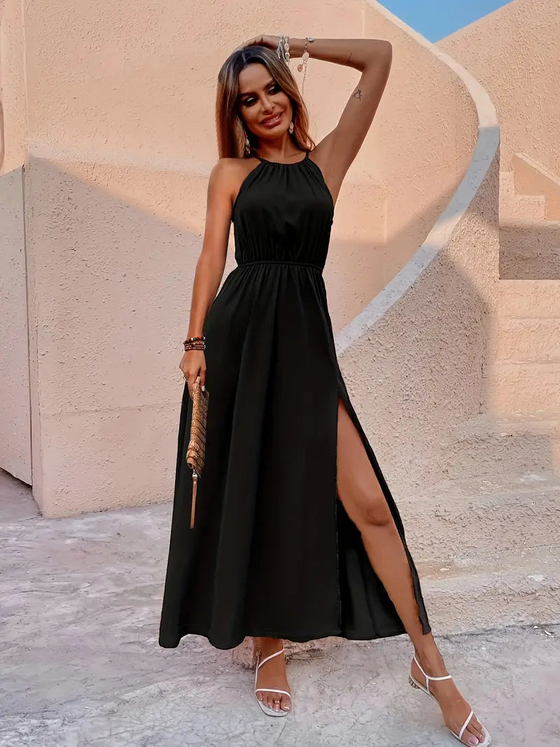 Elegant long party dress with a floor-length design, perfect for formal events and summer days, offering a flattering fit and breathable fabric.