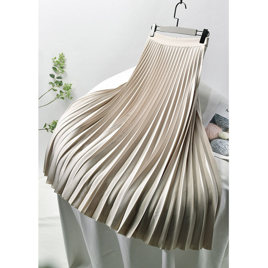 Elegant Pleated Maxi Skirt with a flowy design and flattering fit, perfect for summer days.






