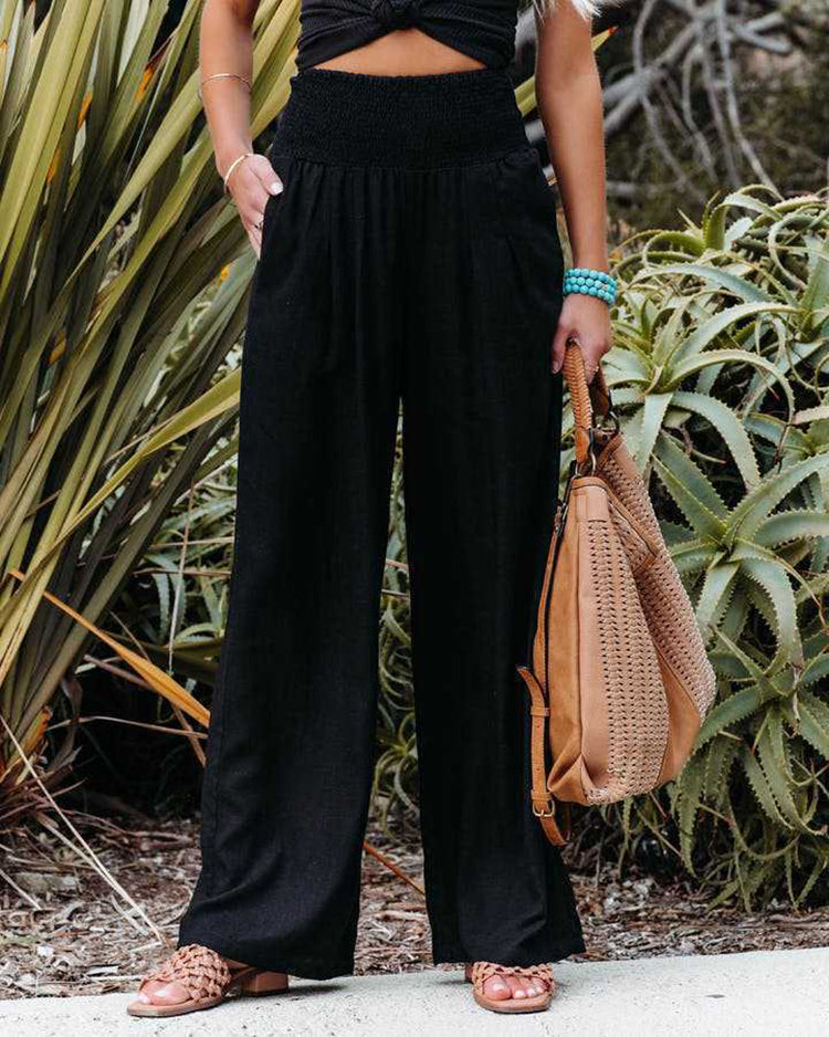 Women's linen beach pants, perfect for summer, offering comfort and breezy style.