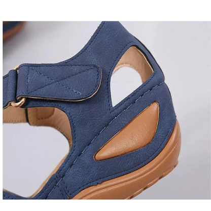 Women's comfortable orthopedic sandal with ergonomic design and adjustable straps, perfect for summer days.






